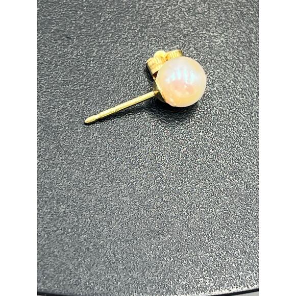 IPS Imperial Pearl Syndicate Signed 14k Yellow Gold White Pearl Stud Earrings - Picture 10 of 11